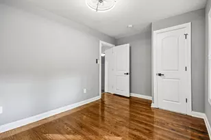 8536 S Maryland Ave, Chicago, IL 60619 - Photo 16