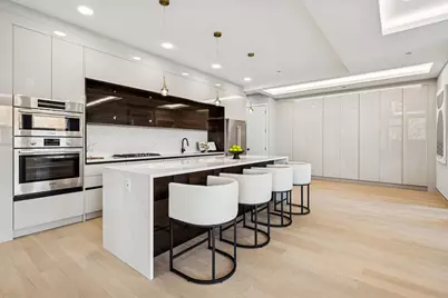 466 N Paulina Street #PH-402, Chicago, IL 60622 - Photo 2