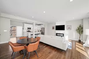 2342 N 74th Ct, Elmwood Park, IL 60707 - Photo 8