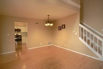 384 Bentley Place, Buffalo Grove, IL 60089 - Photo 6