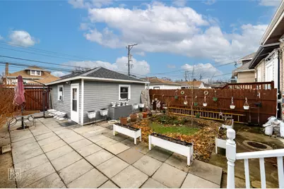 5250 W Drummond Place, Chicago, IL 60639 - Photo 24