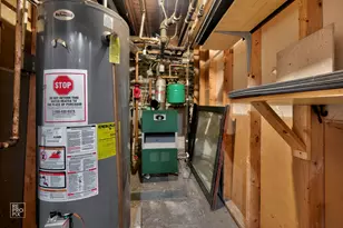 5250 W Drummond Pl, Chicago, IL 60639 - Photo 22