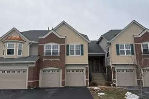 437 Pine Lake Cir, Vernon Hills, IL 60061 - Photo 1