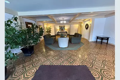 4000 Dundee Road #203B, Northbrook, IL 60062 - Photo 18