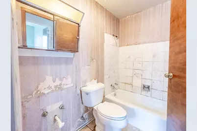 529 Newberry Drive, Streamwood, IL 60107 - Photo 12