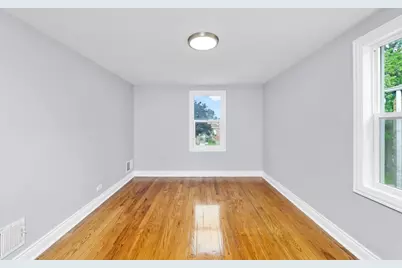 307 Geneva Avenue, Bellwood, IL 60104 - Photo 8