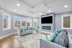 1531 Wenonah Ave, Berwyn, IL 60402 - Photo 4