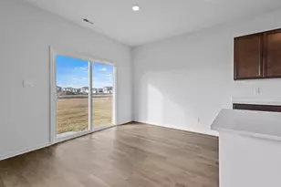 505 Arbor Ridge Dr, Hampshire, IL 60140 - Photo 12