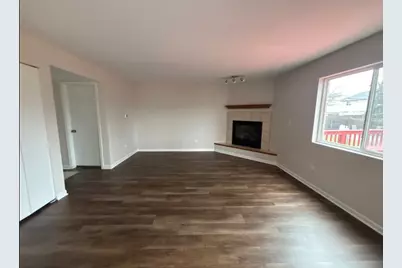 2829 W 140th Street, Blue Island, IL 60406 - Photo 2