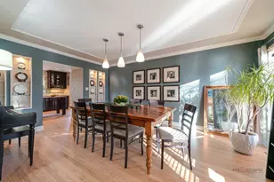 1 Astor Ct, Lincolnshire, IL 60045 - Photo 6