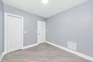 440 W 110th Pl, Chicago, IL 60628 - Photo 18