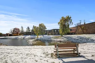 629 Derry Ct, Schaumburg, IL 60193 - Photo 20