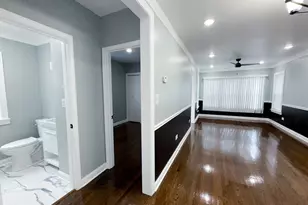 7252 S Wood St, Chicago, IL 60636 - Photo 10