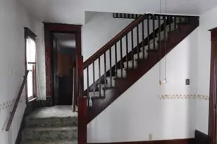 306 S Oakwood St, Oakwood, IL 61858 - Photo 8