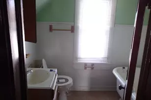 306 S Oakwood St, Oakwood, IL 61858 - Photo 10