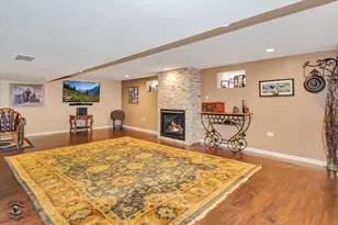 [Address not provided], Chicago, IL 60655 - Photo 20