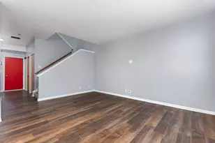 1796 S Wentworth Cir, Romeoville, IL 60446 - Photo 4