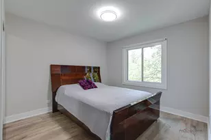 5190 Chambers Dr, Hoffman Estates, IL 60010 - Photo 18