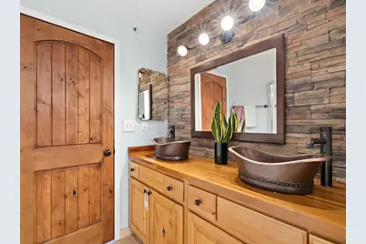 221 Sandy Point Lane, Lake Zurich, IL 60047 - Photo 34