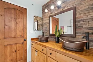 221 Sandy Point Ln, Lake Zurich, IL 60047 - Photo 34