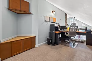 221 Sandy Point Ln, Lake Zurich, IL 60047 - Photo 44