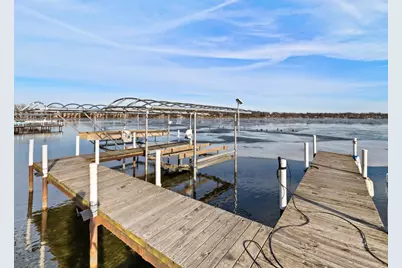 221 Sandy Point Lane, Lake Zurich, IL 60047 - Photo 16