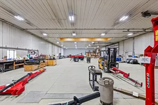 8735 N 2000 E Rd, Fairbury, IL 61739 - Photo 44