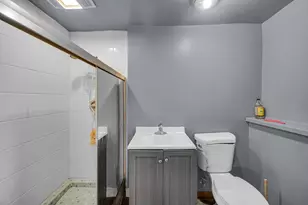 714 W Pleasant St, Villa Park, IL 60181 - Photo 14