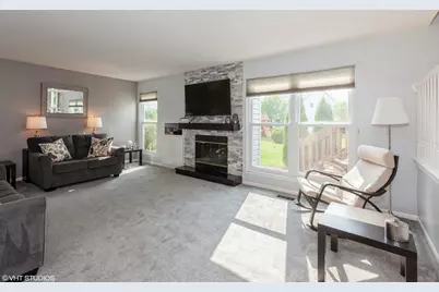 724 Wildflower Circle, Naperville, IL 60540 - Photo 12