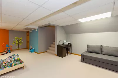 724 Wildflower Circle, Naperville, IL 60540 - Photo 16