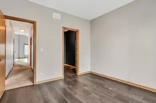 1491 W Sedgewood Ct, Round Lake, IL 60073 - Photo 18