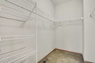 1491 W Sedgewood Ct, Round Lake, IL 60073 - Photo 16