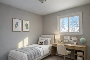 155 W Wayne Pl, Wheeling, IL 60090 - Photo 10