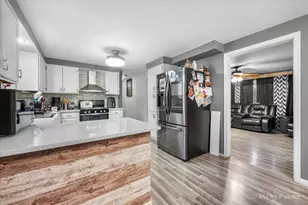 9416 Kemman Rd, Hebron, IL 60034 - Photo 6