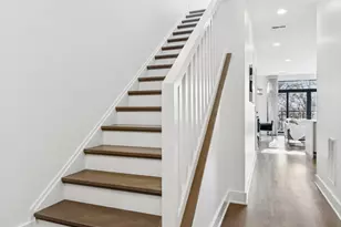 1302 W Winona St, Chicago, IL 60640 - Photo 20