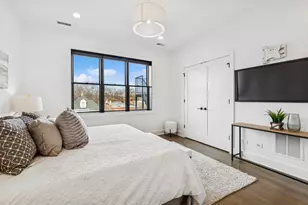 1302 W Winona St, Chicago, IL 60640 - Photo 14