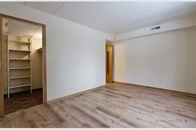 5206 Midlothian Turnpike #203, Crestwood, IL 60418 - Photo 12