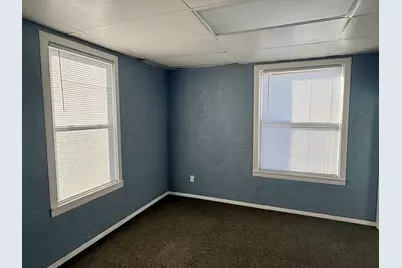 420 8th Street, Rockford, IL 61104 - Photo 2