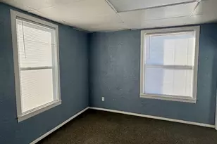 420 8th St, Rockford, IL 61104 - Photo 2