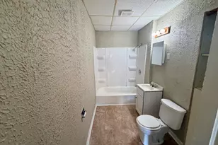 420 8th St, Rockford, IL 61104 - Photo 12