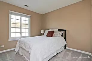 2232 Daybreak Dr, Aurora, IL 60503 - Photo 16