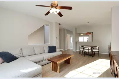 2232 Daybreak Drive #2232, Aurora, IL 60503 - Photo 4