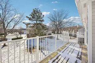 615 Grosse Pointe Cir, Vernon Hills, IL 60061 - Photo 24