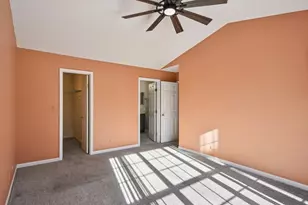 615 Grosse Pointe Cir, Vernon Hills, IL 60061 - Photo 14