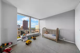 330 W Diversey Pkwy, Chicago, IL 60657 - Photo 10