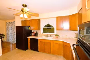 945 W 187th St, Homewood, IL 60430 - Photo 12