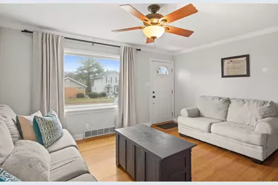 1203 Elm Street, Saint Charles, IL 60174 - Photo 6