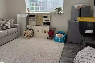 1654 Bentz Way, Batavia, IL 60510 - Photo 8