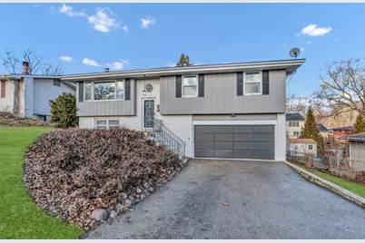 103 Fir Street, Lake in the Hills, IL 60156 - Photo 2