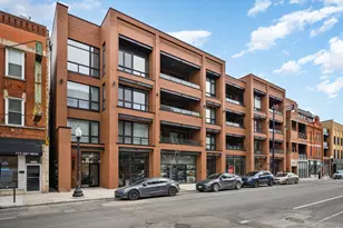 3037 N Lincoln Ave, Chicago, IL 60657 - Photo 2